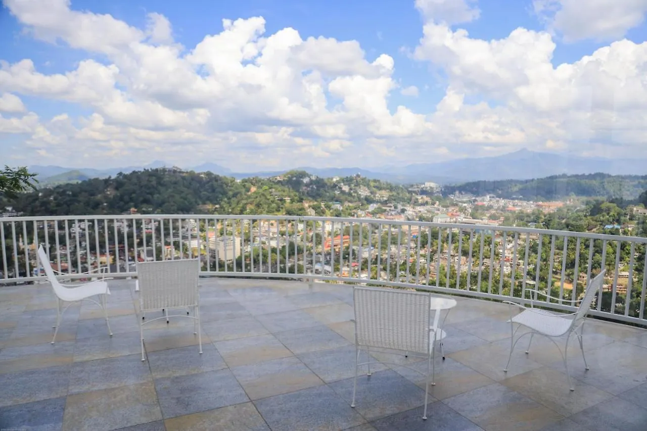 The Summit Hotel Kandy