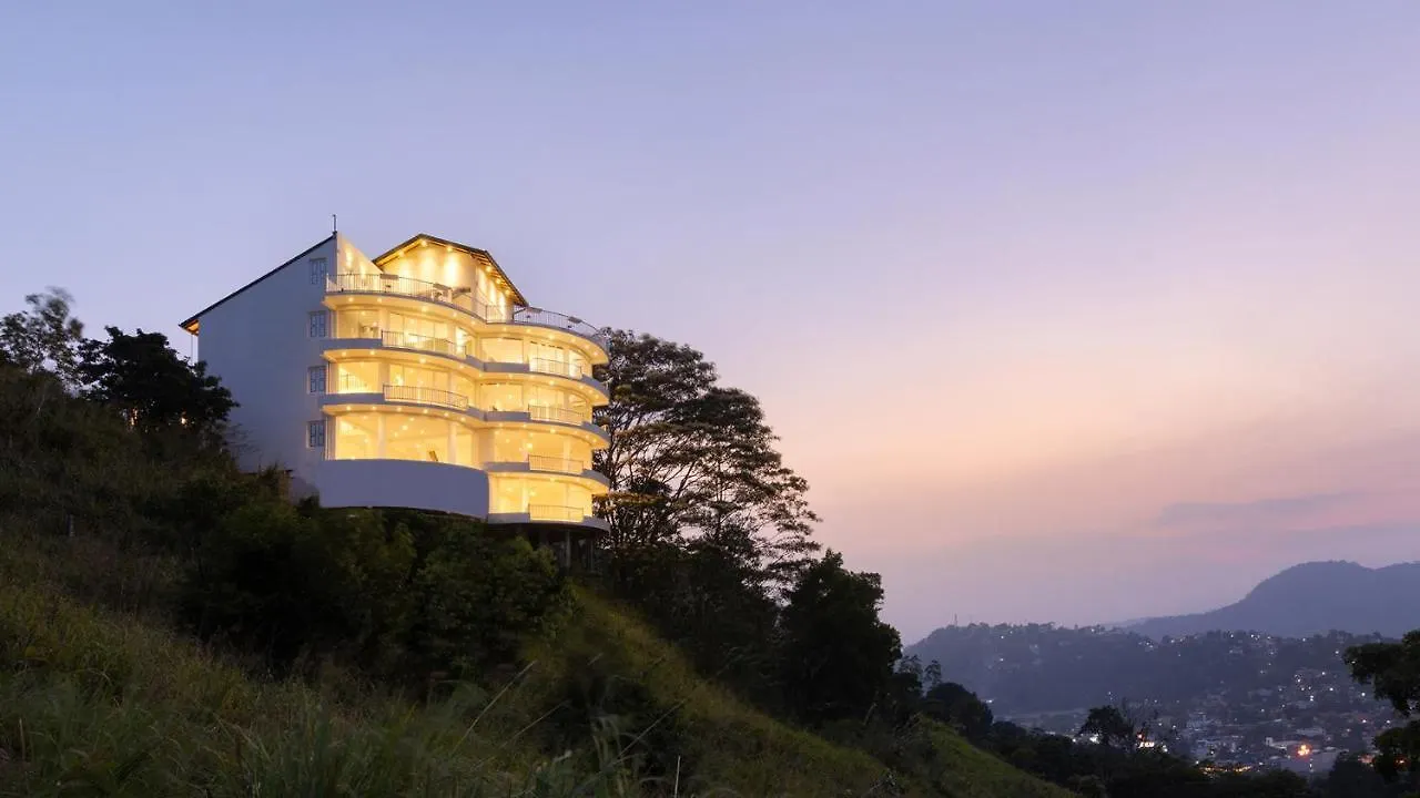 Hotel The Summit Kandy